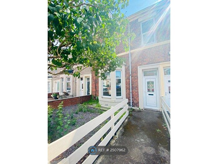 2 Bedroom Flat To Rent In Albert Road, Jarrow, NE32