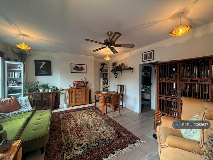 2 Bedroom Maisonette To Rent In Sirdar Road, London, N22