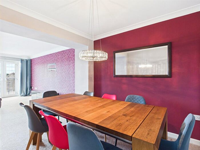 4 Bedroom House To Rent In Hillpark Grove, Edinburgh, EH4