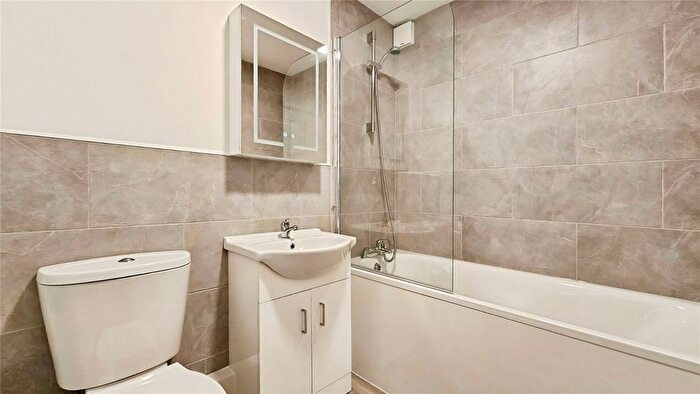 1 Bedroom Studio To Rent In Redford Close, Feltham, TW13
