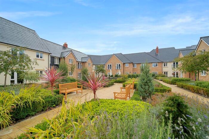 1 Bedroom Apartment For Sale In Roslyn Court, Lisle Lane, Ely, Cambridgeshire, CB7