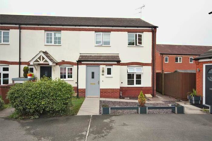 3 Bedroom Town House To Rent In Disraeli Crescent, Ilkeston, DE7