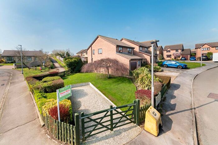 3 Bedroom Detached House For Sale In Psalters Drive, Oxspring, S36