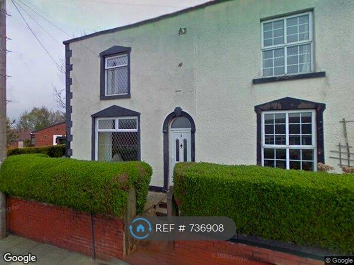 1 Bedroom Flat To Rent In Old Road, Dukinfield, SK16