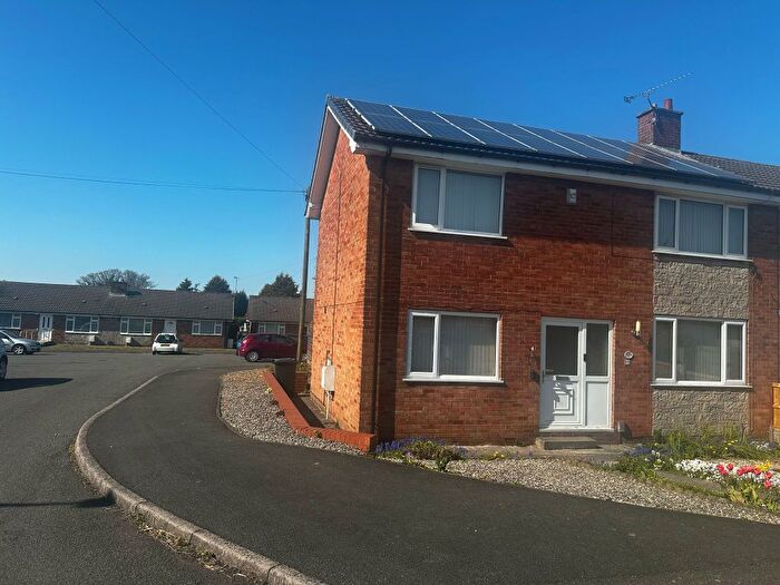 3 Bedroom Property To Rent In Charnwood Crescent, Newton, Alfreton, DE55