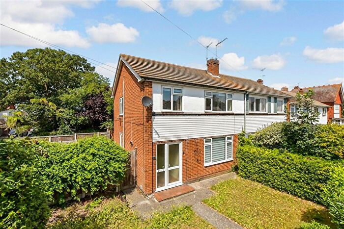 3 Bedroom Semi-Detached House For Sale In Cuthbert Road, Westgate-On-Sea, Kent, CT8