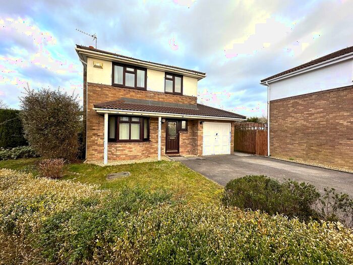 4 Bedroom Detached House To Rent In Maes-Y-Crochan, St. Mellons, Cardiff., CF3
