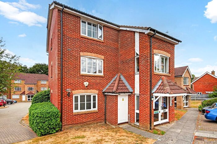 1 Bedroom Flat For Sale In Horndean Road, Bracknell, RG12
