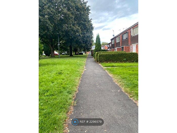 2 Bedroom Flat To Rent In Warwick, Warwick, CV34