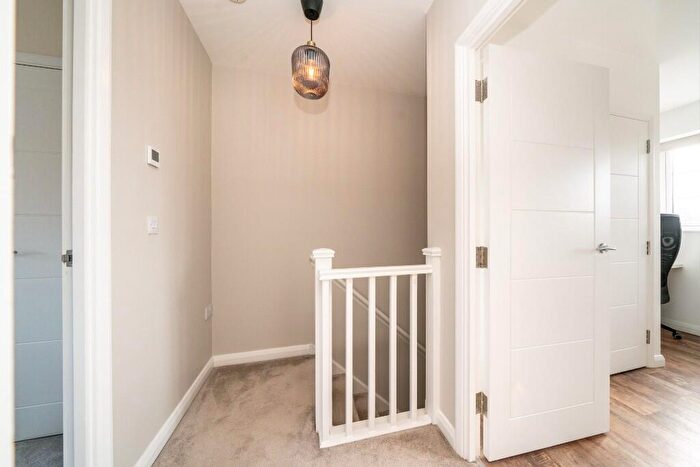 2 Bedroom Semi-Detached House For Sale In Bosworth Close, Hemel Hempstead, Hertfordshire, HP1