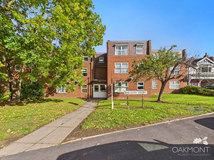 2 Bedroom Flat For Sale In Sheldon Court, Rayleigh Road, Hutton, Brentwood, CM13