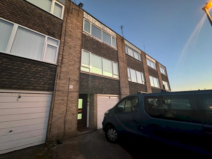 3 Bedroom Property To Rent In Teviot Close, Corby, NN17