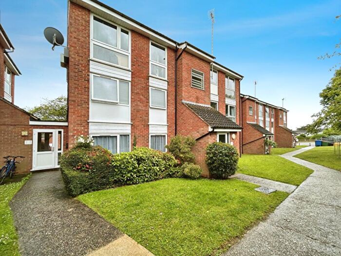 2 Bedroom Apartment To Rent In Hogarth Court, Rembrandt Grove, Chelmsford, CM1