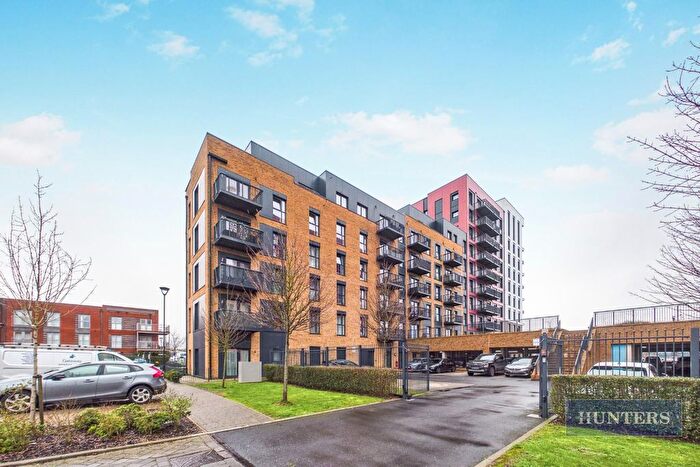 2 Bedroom Property To Rent In Meridian Way, Southampton, SO14