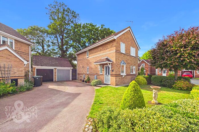 4 Bedroom Detached House For Sale In John Drewry Close, Framingham Earl, Norwich, NR14