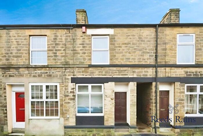 3 Bedroom Terraced House To Rent In South Road, Sheffield, South Yorkshire, S6
