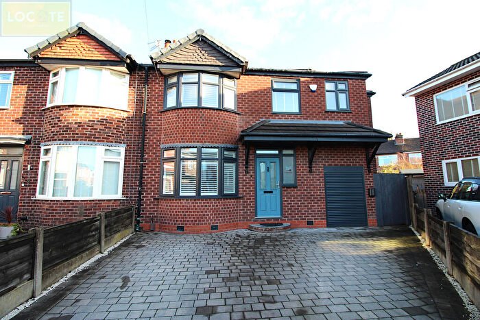 4 Bedroom Semi-Detached House For Sale In Cotswold Avenue, Flixton, M41