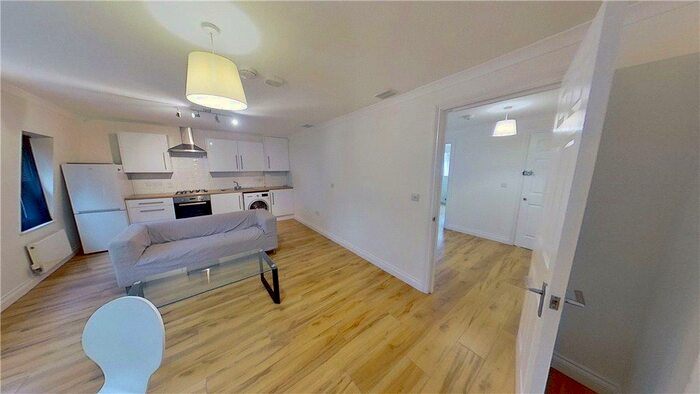 1 Bedroom Apartment To Rent In Peckham High Street, Peckham, London, SE15