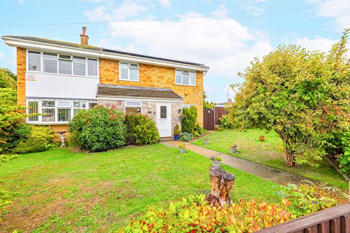 4 Bedroom Detached House For Sale In Wenhaston Way, Lowestoft, NR32