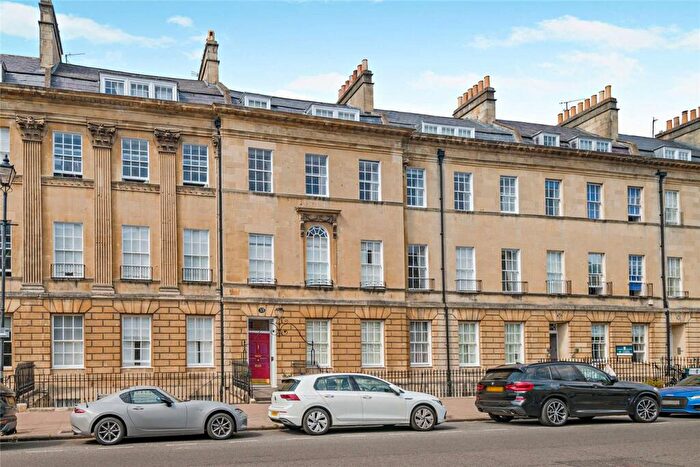 2 Bedroom Apartment For Sale In Great Pulteney Street, Bath, Somerset, BA2