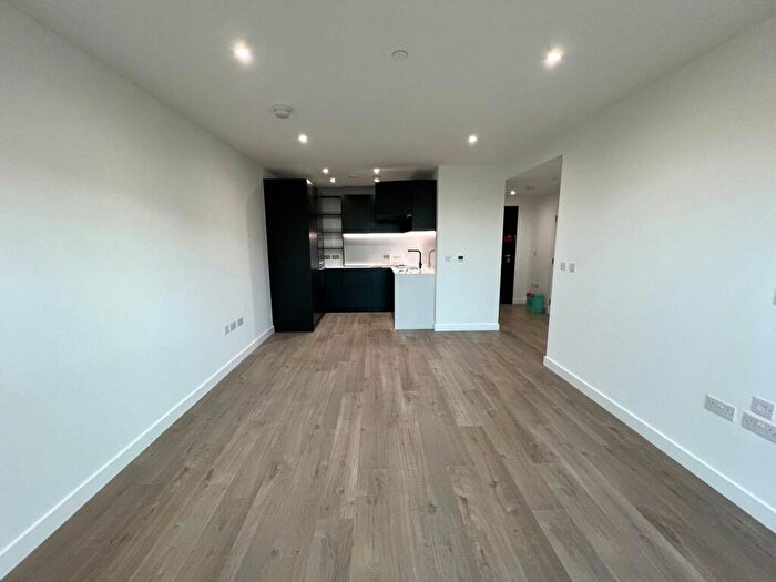 1 Bedroom Apartment To Rent In Darter House, Woodberry Down, Anax Street, London, N4