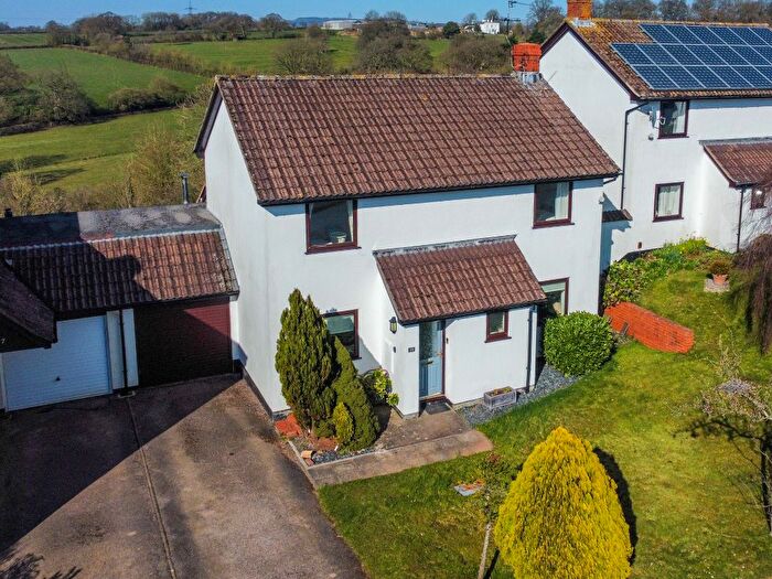 4 Bedroom Link Detached House For Sale In Woodmans Orchard, Talaton, Exeter, EX5