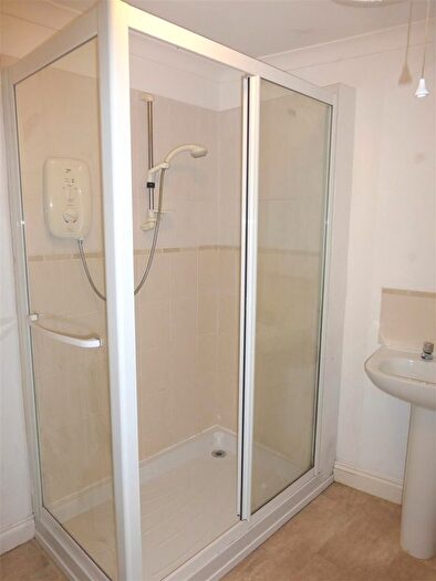 1 Bedroom Bungalow To Rent In Bitton Park Road, Teignmouth, TQ14