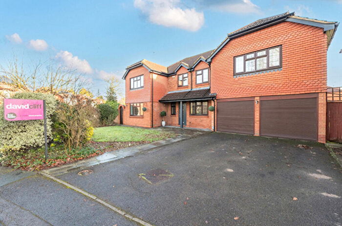 5 Bedroom Detached House For Sale In Wondesford Dale, Binfield, Bracknell, Berkshire, RG42
