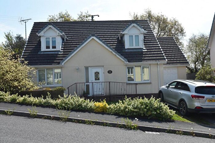 3 Bedroom Bungalow For Sale In Broadhaven, Brynderi Close, Adpar, SA38