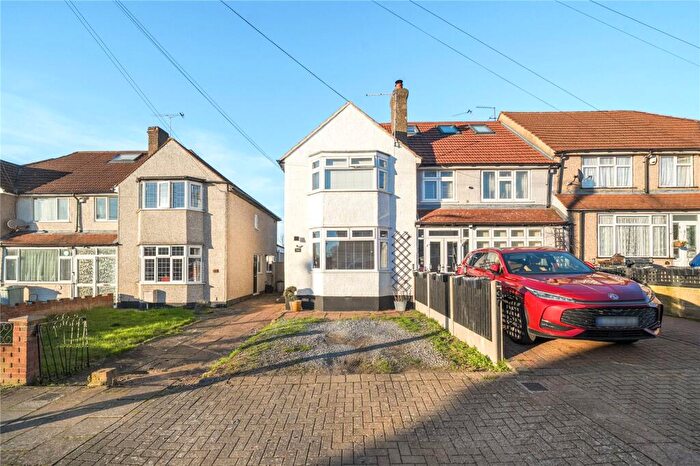 2 Bedroom End Of Terrace House For Sale In Millwood Road, Orpington, BR5