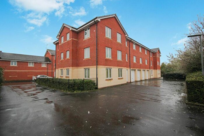 2 Bedroom Apartment To Rent In Padstow Road, Swindon, SN2