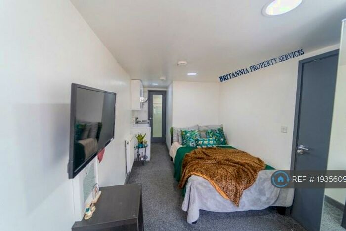 Studio To Rent In Formans Road, Sparkhill, Birmingham, B11