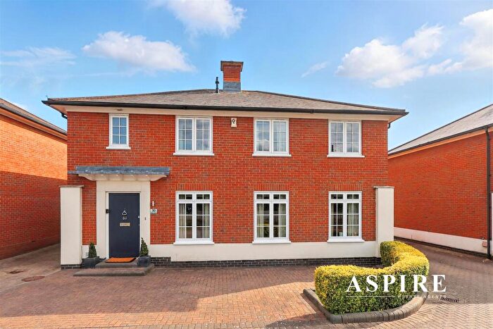 4 Bedroom Detached House For Sale In Video Presentation Inside - Kelso Close, Rayleigh, SS6