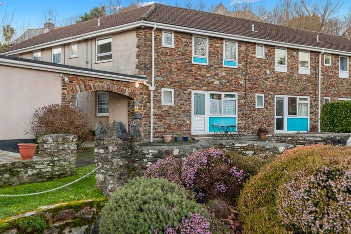 2 Bedroom Flat For Sale In West Charleton, Kingsbridge, TQ7