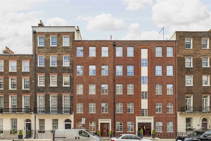 3 Bedroom Flat To Rent In Upper Berkeley Street, London, W1H