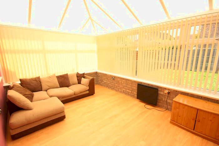 3 Bedroom Terraced House To Rent In Rochford Gardens, Slough, SL2