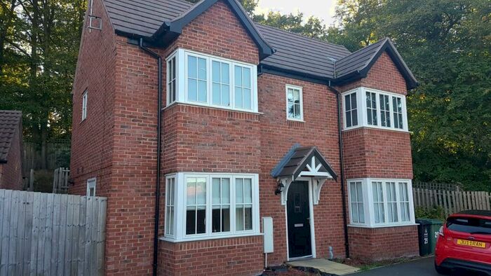 3 Bedroom Detached House To Rent In Stewards Field Drive, Birmingham, West Midlands, B43