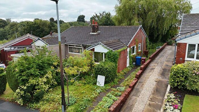 3 Bedroom Semi Detached Bungalow For Sale In Royshaw Avenue, Blackburn, BB1