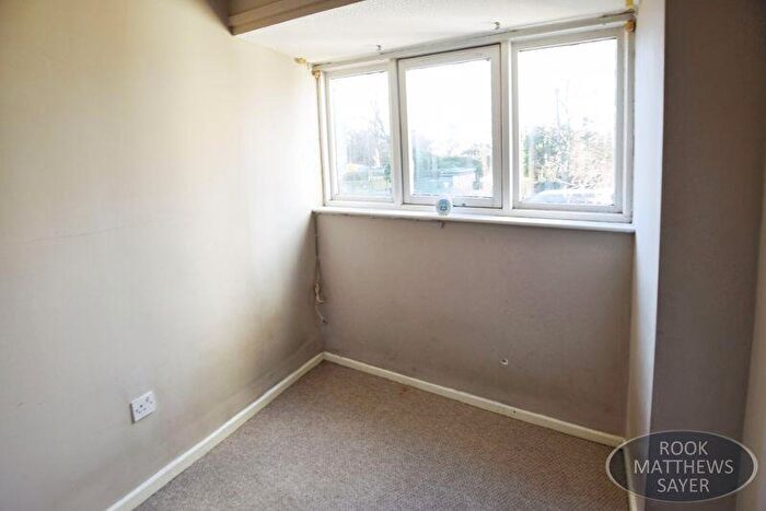 3 Bedroom Flat For Sale In Alnham Court, Newcastle Upon Tyne, NE3