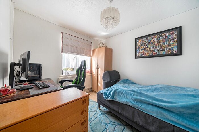 3 Bedroom Detached House For Sale In Jeffries Close, Rownhams, Southampton, Hampshire, SO16