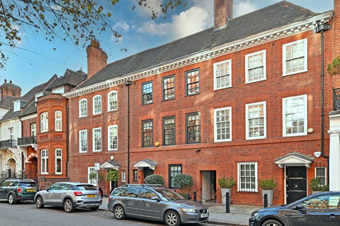 8 Bedroom Terraced House For Sale In Drayton Gardens, Chelsea, London, SW10