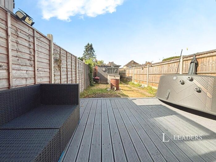 2 Bedroom Semi-Detached House To Rent In Bursledon Road, Southampton, Hampshire, SO19