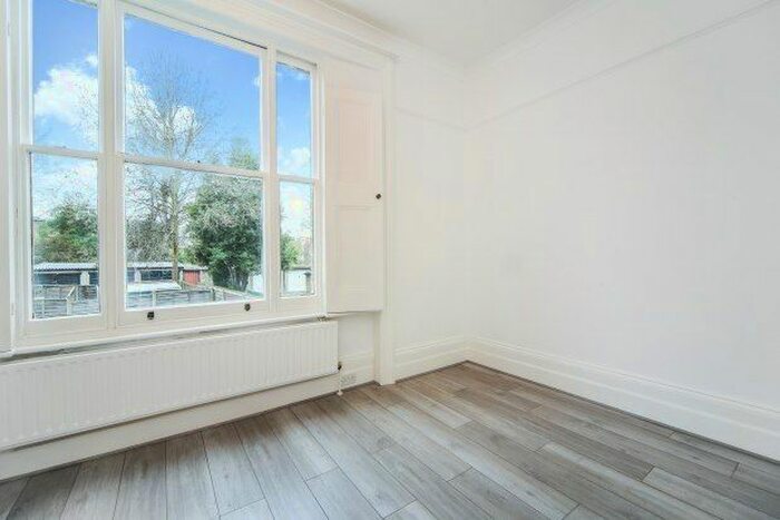 2 Bedroom Flat To Rent In Church Road, Richmond, TW10