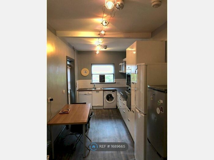 1 Bedroom Property To Rent In Clarendon Park Road, Leicester, LE2