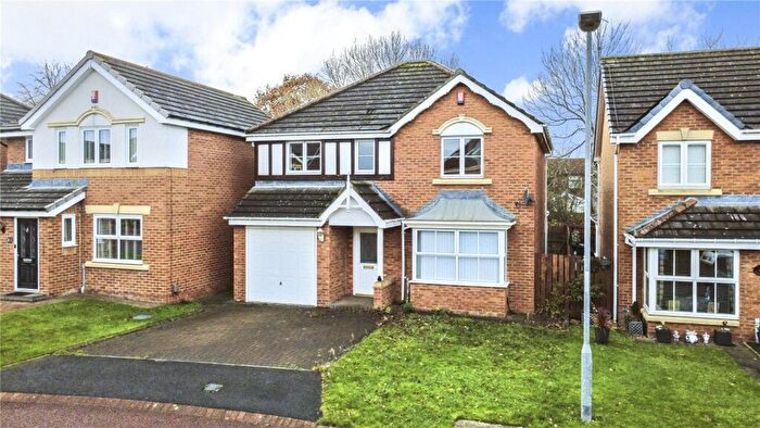 4 Bedroom Detached House For Sale In Dunkeld Close, Wardley, Gateshead, NE10