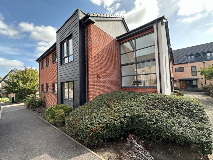 2 Bedroom Flat For Sale In Neath Farm Court, Cambridge, CB1