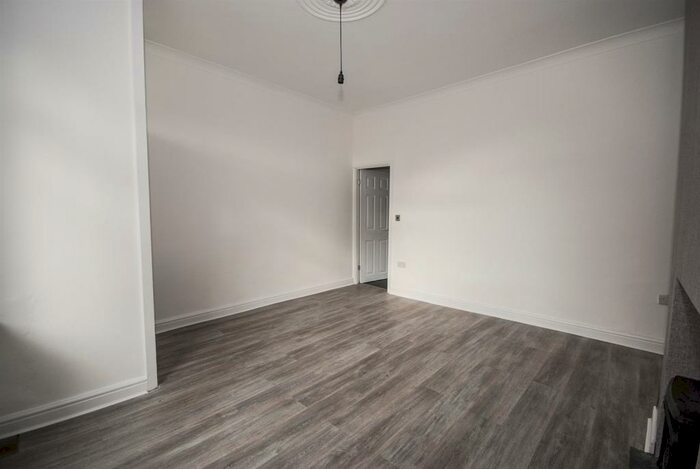 2 Bedroom House To Rent In Sumner Street, Atherton, Manchester, M46