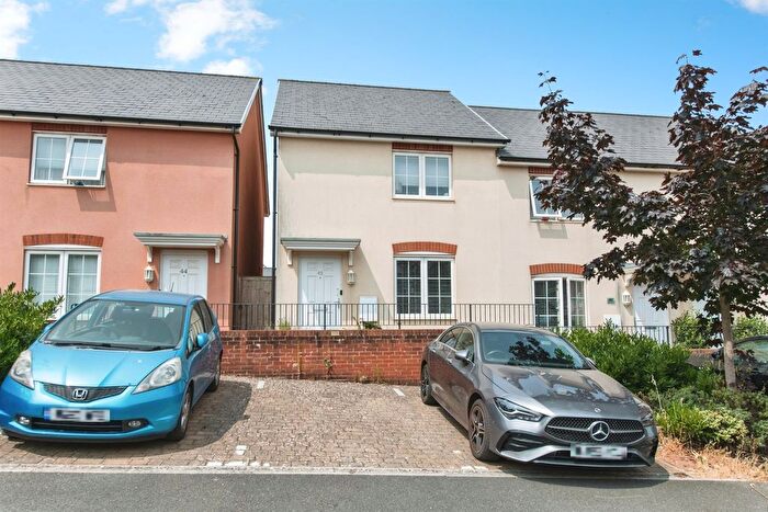 2 Bedroom End Terrace House For Sale In Old Park Avenue, Exeter, EX1