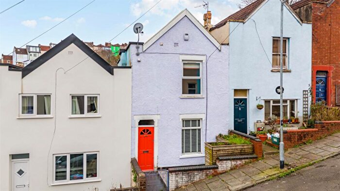 3 Bedroom Terraced House For Sale In Summer Hill, Totterdown, Bristol, BS4