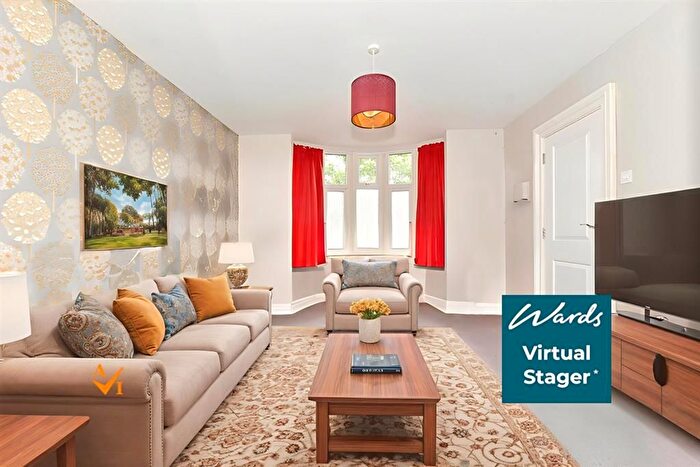 3 Bedroom Terraced House For Sale In Dymchurch Road, Hythe, Kent, CT21